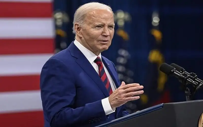 انسحابات بين الحاضرين لإفطار بايدن مع