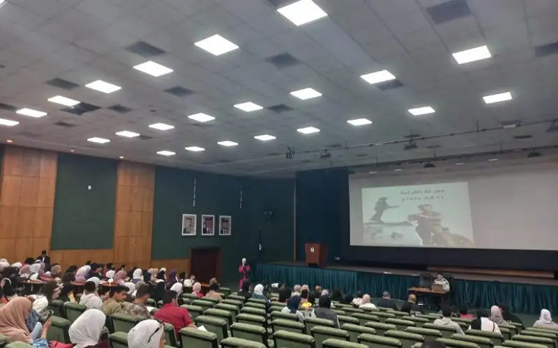 معركة الكرامة الخالدة محاضرة ومعرض في عمادة شؤون الطلبة
