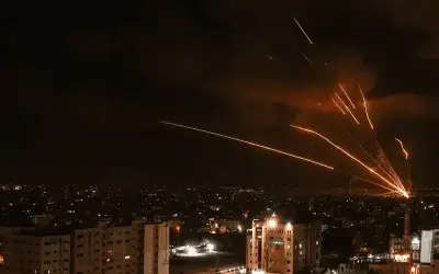 قصف مستوطنة كيسوفيم في غلاف غزة