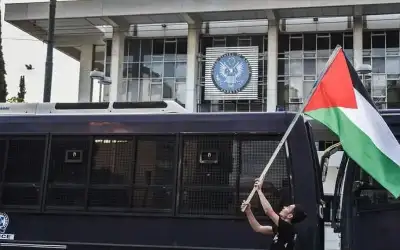 إغلاق 28 سفارة وقنصلية إسرائيلية خوفا