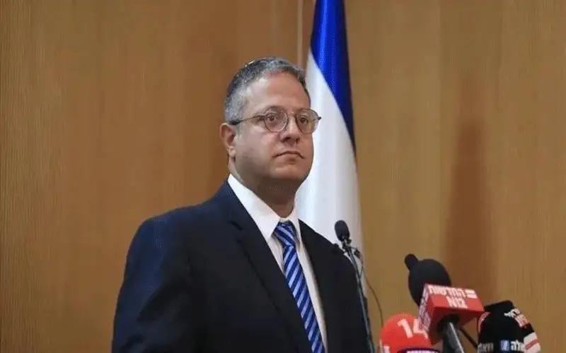 بن غفير: إقالة الضباط تخل عن