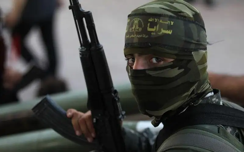 سرايا القدس تفجر دبابة إسرائيلية بدير