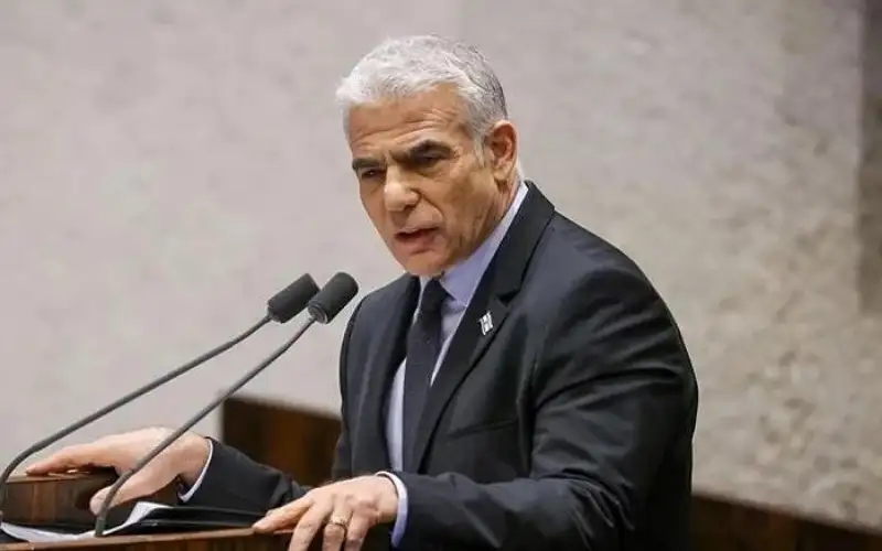 لابيد: مستعدون لتوفير شبكة أمان لاتفاق