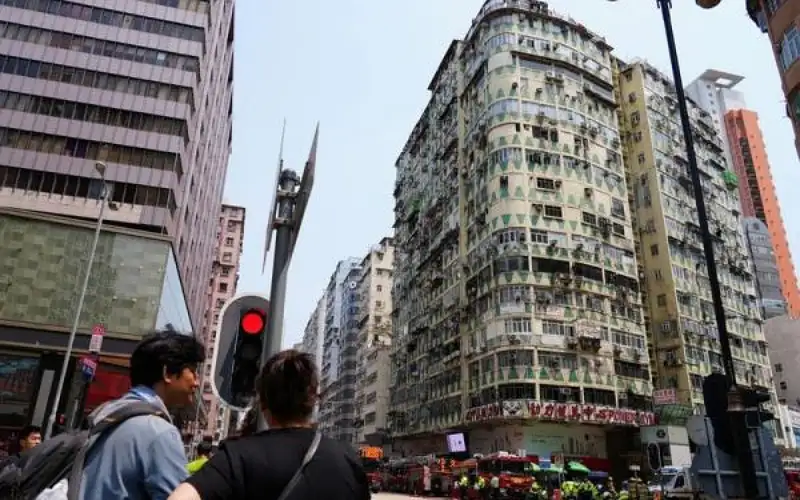 مقتل خمسة في حريق بمنطقة مزدحمة