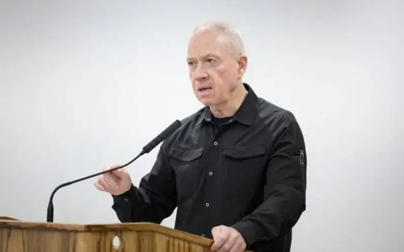 غالانت لأوستن: لا موعد محدد لهجوم