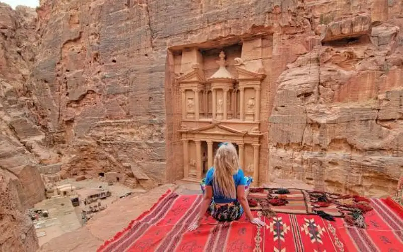 ألف أوروبيا و31 ألف أمريكي زاروا