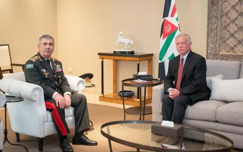 الملك يتسلم رسالة خطية من رئيس