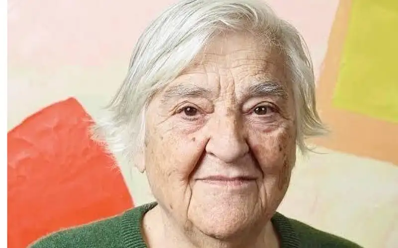 غوغل يحتفي بالكاتبة اللبنانية إيتيل عدنان