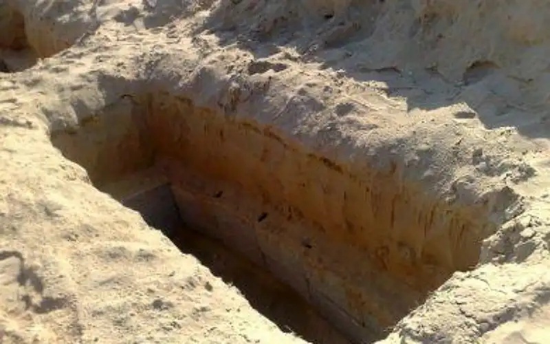 إربد.. تحقيق بحادثة اختفاء قبر طفلة