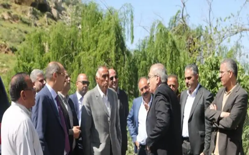 أبو السمن يوجه بدراسة مطالب المستثمرين