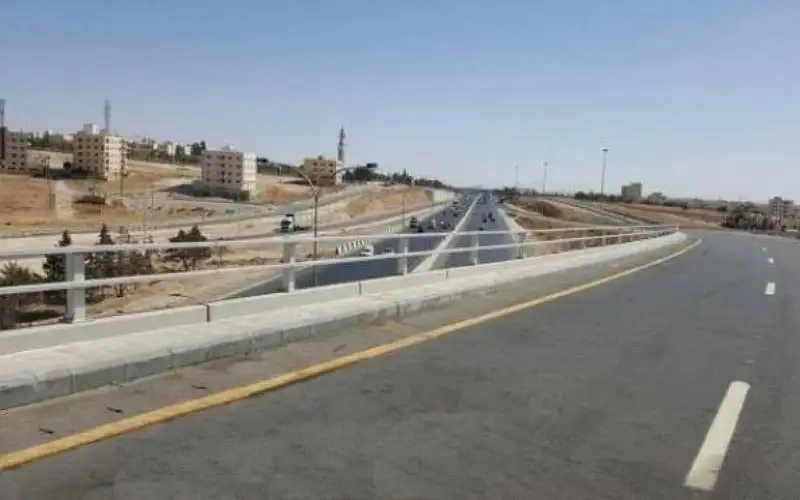 الحكومة تختار شارع الـ 100 لبدء