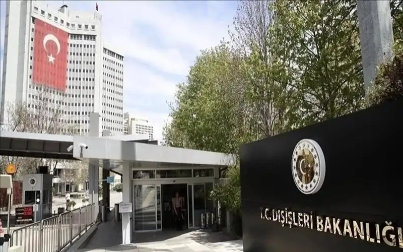 تركيا تحذر من تحول التطورات بين