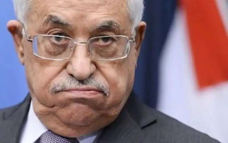 عباس: سنراجع علاقاتنا مع واشنطن