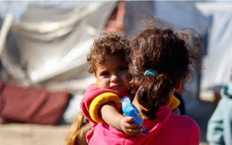يونيسف: إصابة نحو 12 ألف طفل