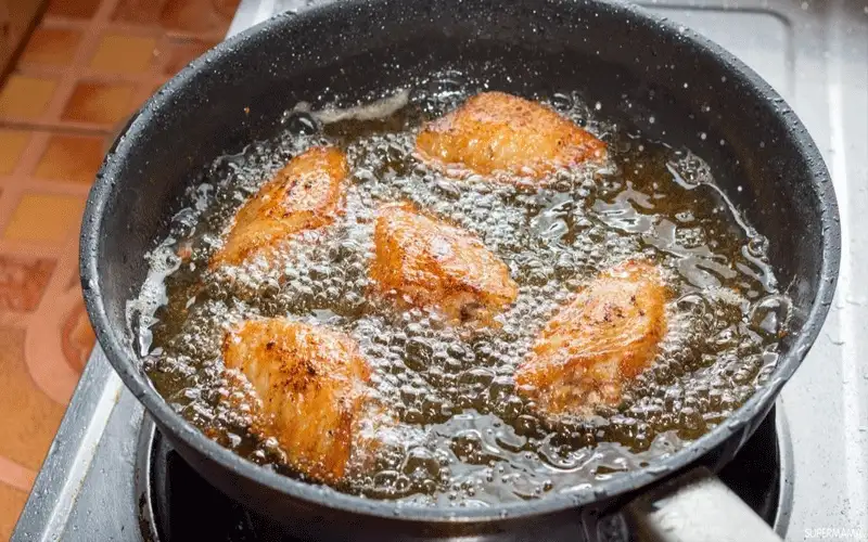 أضرار استخدام زيت القلي المستعمل أكثر