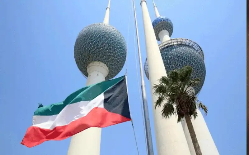 أمير الكويت يعين الشيخ أحمد الصباح