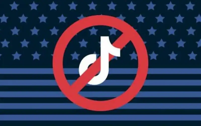 إيلون ماسك يعارض حظر تيك توك