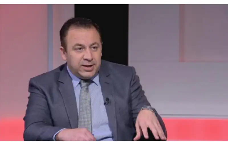 نصراوين: استقالة الحكومة مرتبطة بموعد حل