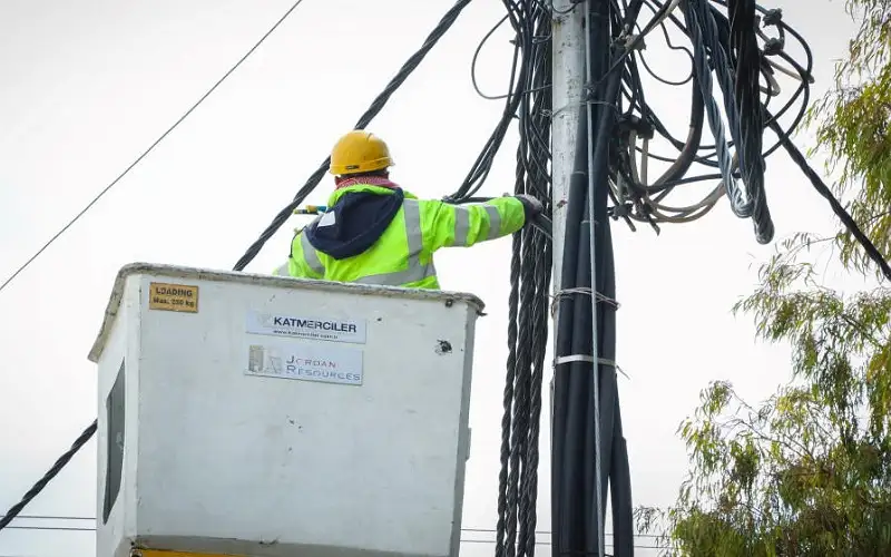 فصل مبرمج للكهرباء عن مناطق بدير