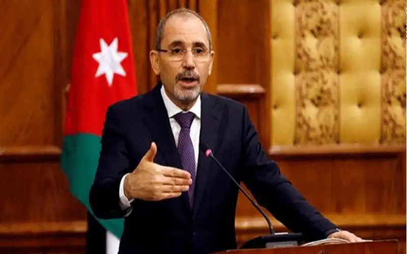 وزير الخارجية يلتقي أمين عام المجلس