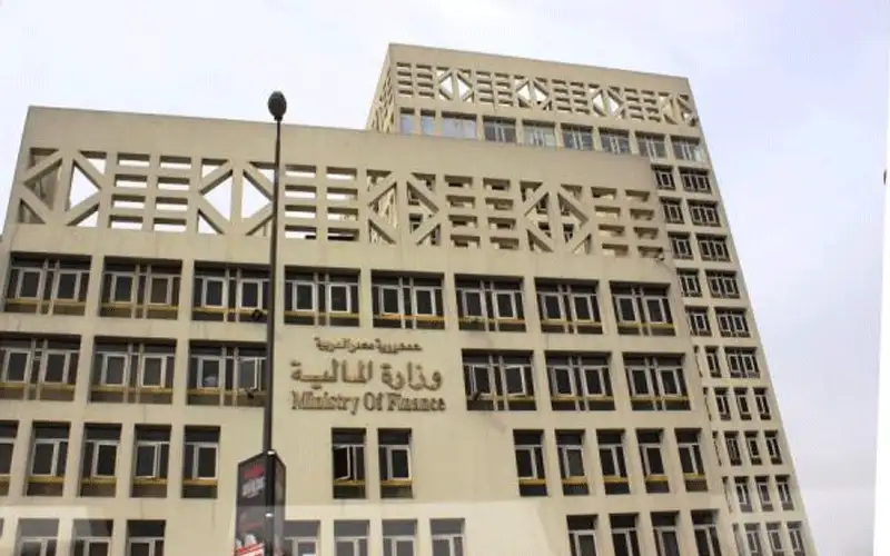 تعهد مصري بالكف عن اقتراض مليارات