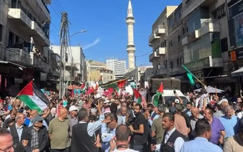 مسيرات في عمان والمحافظات للتنديد بالعدوان