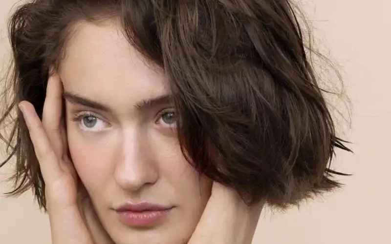 روتين العناية بالبشرة الحساسة يبدأ من