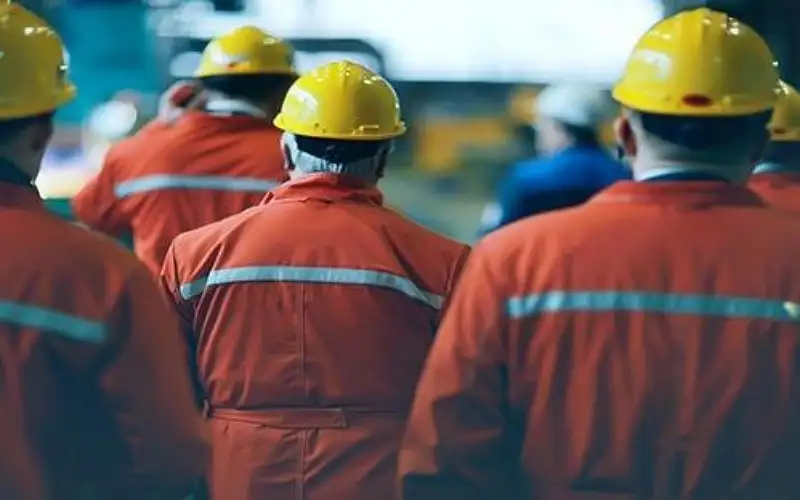 المرصد العمالي: إصابة عمل كل (30)