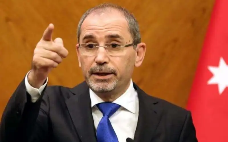 الصفدي: يجب أن يكون هناك موقف