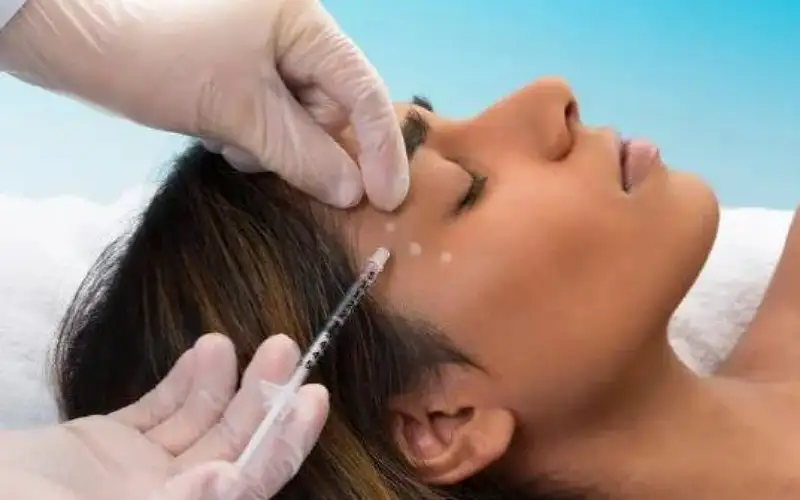 نساء لجأن لـمصاص الدماء لشد وجوههن