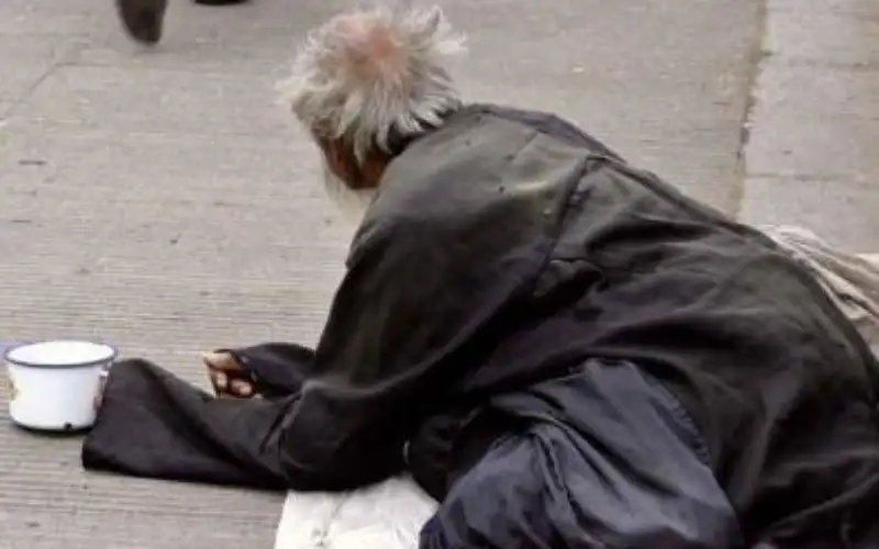 الأردن .. ضبط متسول يدعي الجنون