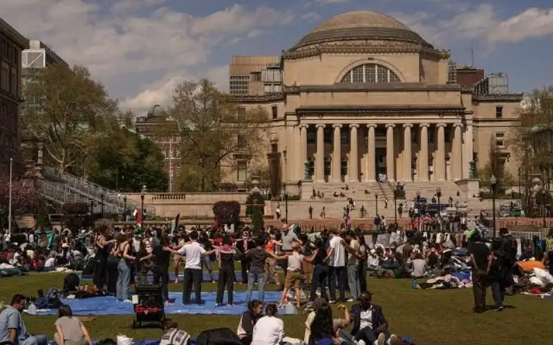 اعتقال نحو 1000 شخص بأكثر من