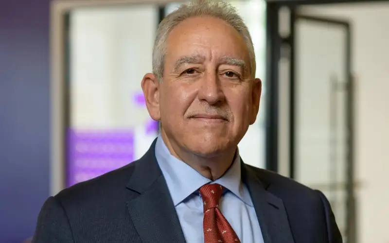 المجالي يهنئ أسرة الملكية الأردنية بمناسبة