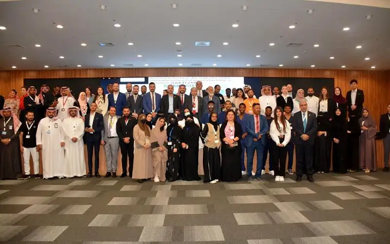 عمان الاهلية تتميز بمشاركتها في معرض