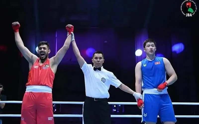 عشيش إلى نصف نهائي ملاكمة آسيا