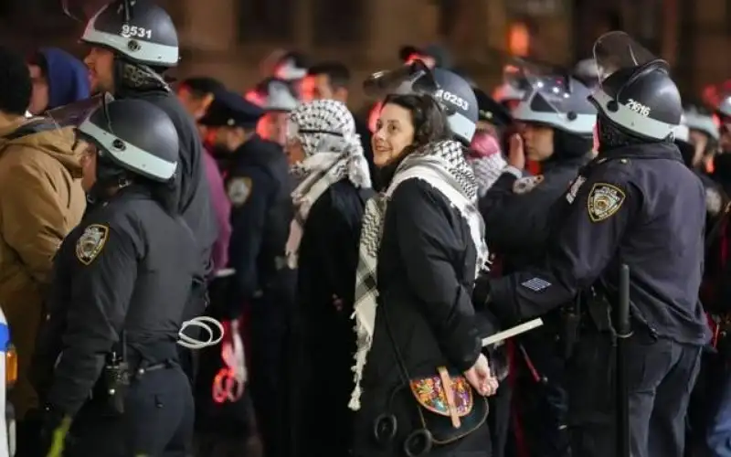 ارتفاع عدد المعتقلين باحتجاجات الجامعات الأميركية
