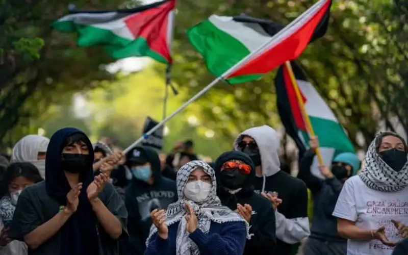 بايدن: احتجاجات الجامعات لم تجبرني على