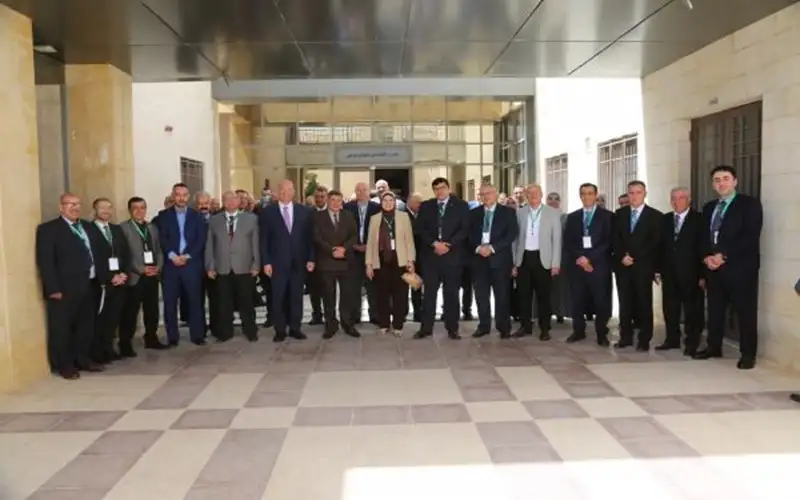 عمان الاهلية تشارك بملتقى عمداء الدراسات