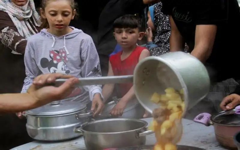 الصحة العالمية تشير إلى تحسن طفيف