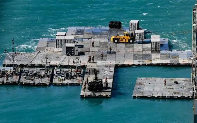 أمريكا توقف بناء الرصيف العائم بغزة