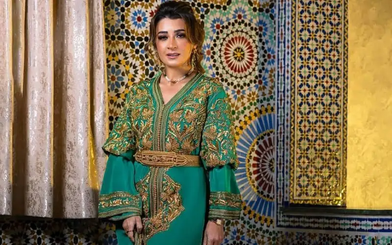 الأديبة الروائية الجزائرية مريم عرجون في