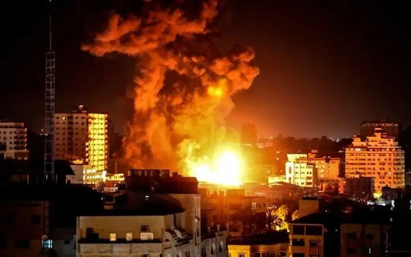 الاحتلال يشن غارات عنيفة شرق رفح