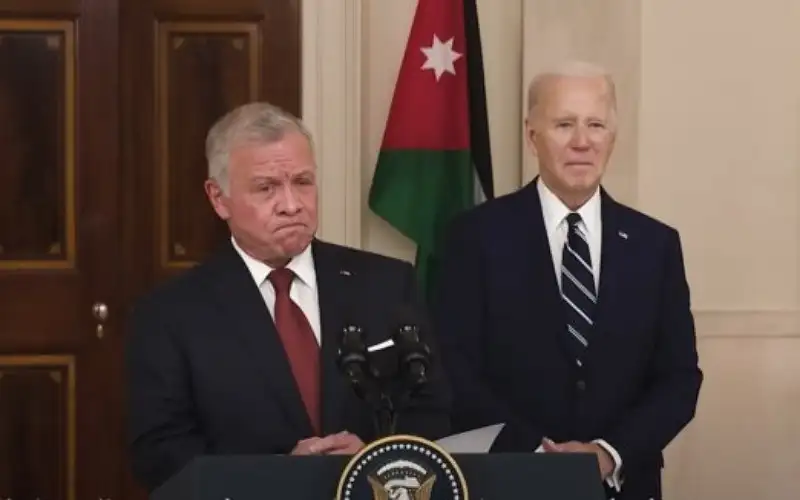 البدور: الملك وراء وقف شحنة الأسلحة