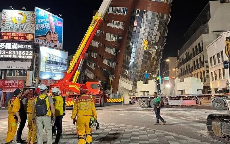 في 5 دقائق.. 3 زلازل تضرب