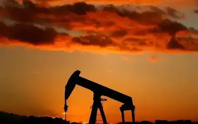 انخفاض طفيف على أسعار النفط