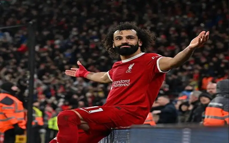 ليفربول بانتظار عرض سعودي ضخم لبيع