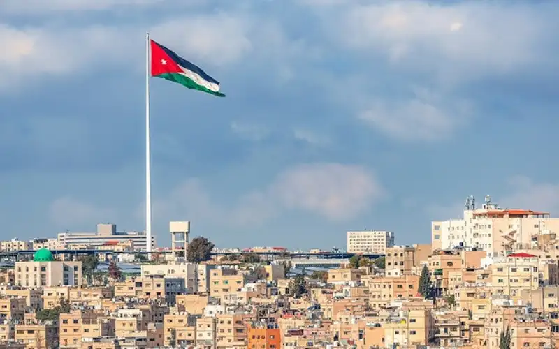 طقس لطيف.. وتوقعات لزخات خفيفة شمالي