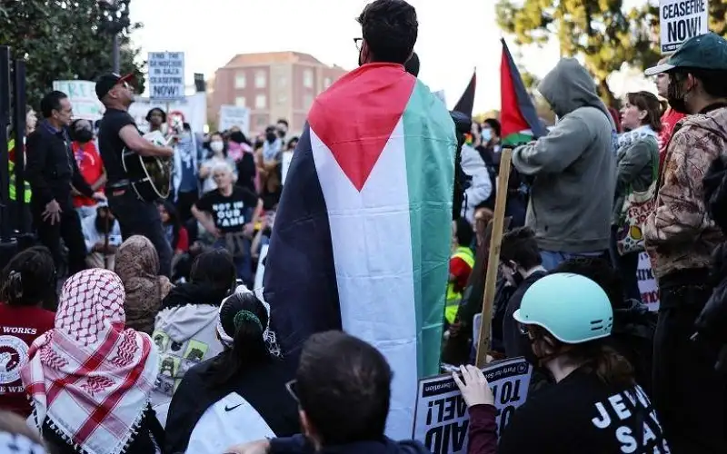 الشرطة الأميركية تفض مظاهرات في جامعة