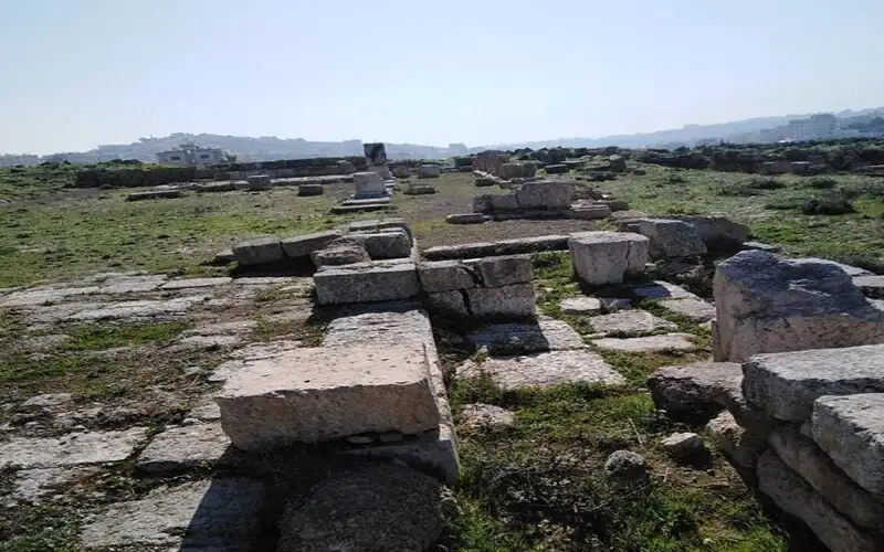 تحذير من العبث بآثار خربة مدراج