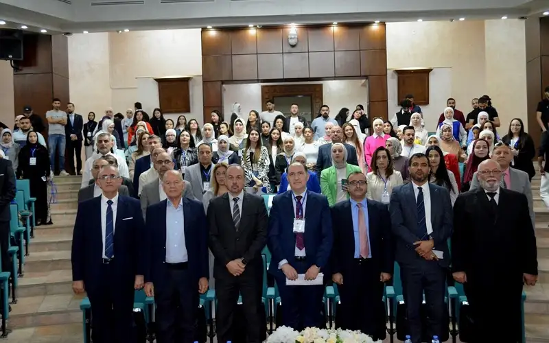افتتاح فعاليات المنتدى العلمي الثاني لصيدلة